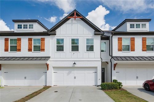 350 Auburn Valley Way, Auburn, GA, 30011-5001 | Card Image