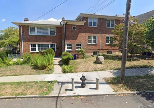 2nd-flr-85-05 148th St, Jamaica, NY, 11435-2818 | Card Image