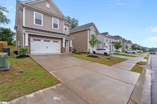 127 Highland Park Ct, Easley, SC, 29642-1056 | Card Image