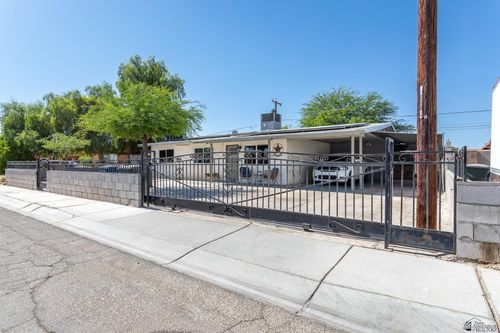1318 E Morrison St, Yuma, AZ, 85365 | Card Image