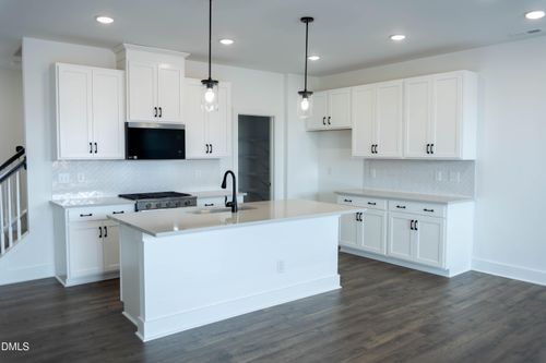 204-19 Ara Ct, Angier, NC, 27501-5200 | Card Image
