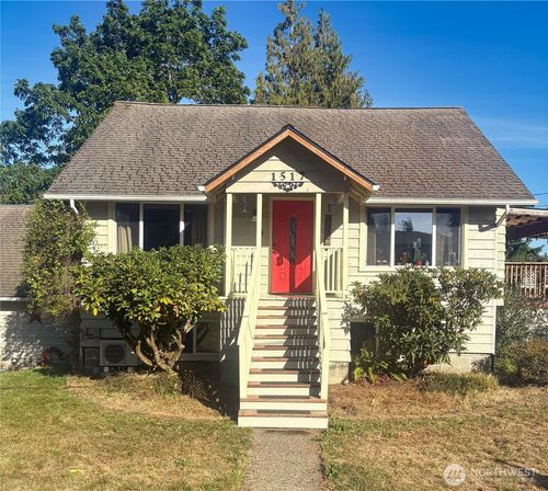 1517 Altenau St, Cosmopolis, WA, 98537-3909 | Card Image