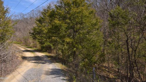 912 Cooley King Rd, Kodak, TN, 37764-1078 | Card Image