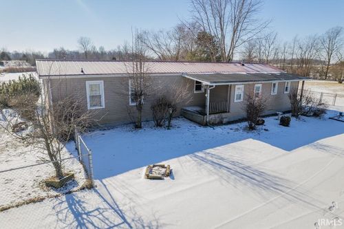 9252 E 300 N, Van Buren, IN, 46991-9750 | Card Image