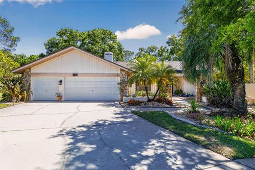 5035 Barrowe Dr, Tampa, FL, 33624-2595 | Card Image