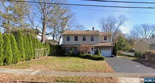361 Walthery Ave, Ridgewood, NJ, 07450-2829 | Card Image