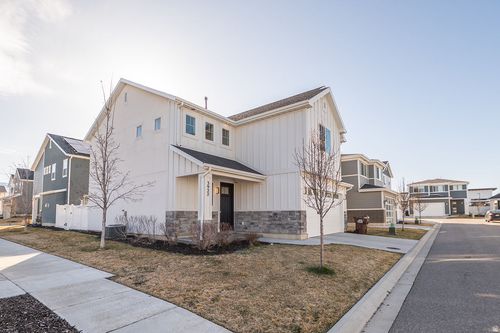 3922 S 2950 W, West Haven, UT, 84401-2069 | Card Image
