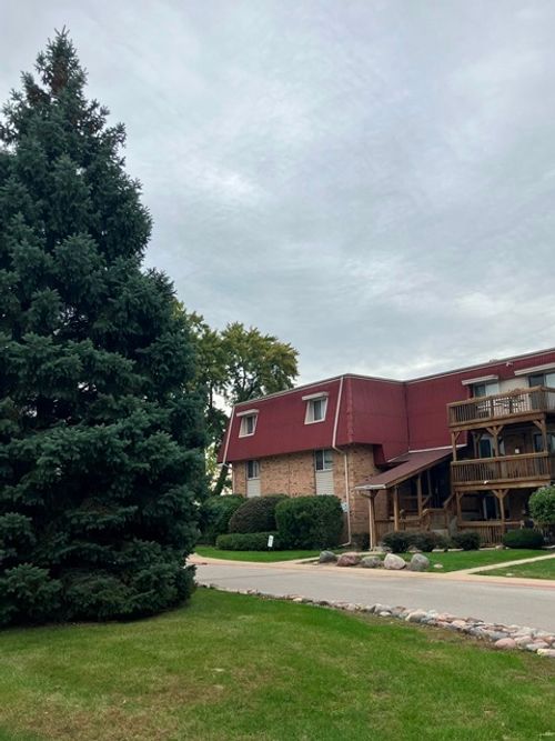 1102-1870 Tall Oaks Dr, Aurora, IL, 60505-1239 | Card Image