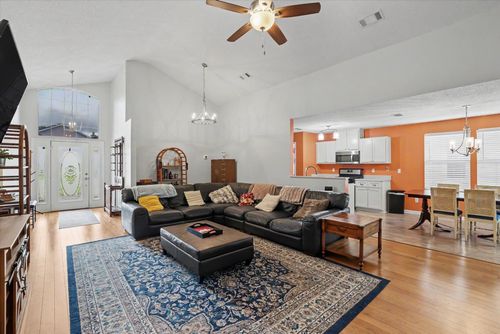 7049 Shady Grove Way, TALLAHASSEE, FL, 32312-8083 | Card Image