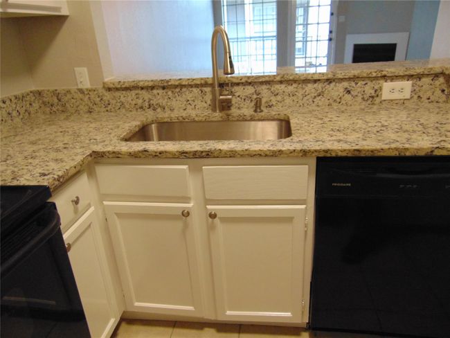 APT-311 - 6108 Abrams Rd, Condo with 2 bedrooms, 2 bathrooms and null parking in Dallas TX | Image 10