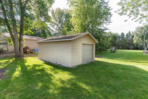 1024 Circle Ln, Fergus Falls, MN, 56537-1722 | Card Image