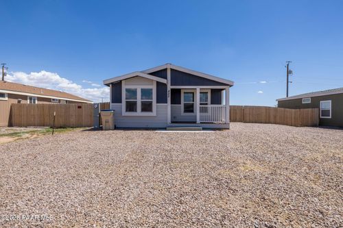 425 W Acapulco Way, Paulden, AZ, 86334-3554 | Card Image