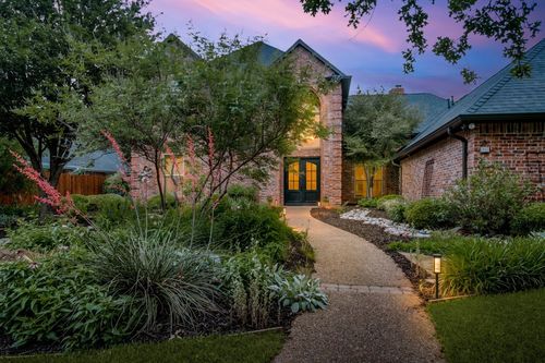 307 Timber Lake Dr, Southlake, TX, 76092-7207 | Card Image