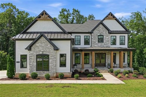 13390 Bishops Ct, Roswell, GA, 30075-6885 | Card Image