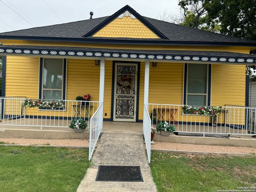 1902 Buena Vista St, San Antonio, TX, 78207-3807 | Card Image