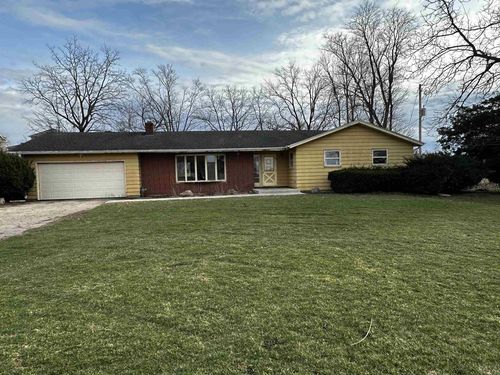 7387 W Mineral Point Rd, Verona, WI, 53593-9675 | Card Image