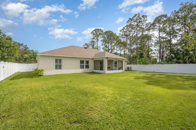 1544 Summit Rd Se, House other with 3 bedrooms, 2 bathrooms and null parking in Palm Bay FL | Image 18