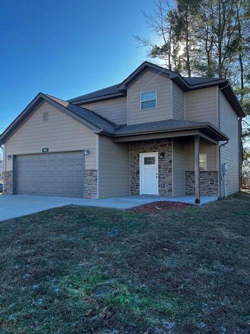 104 Chairman Dr, COLUMBIA, MO, 65203-8667 | Card Image