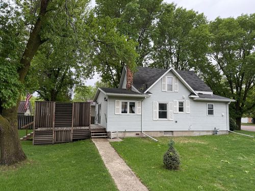 412 Vernon Ave, Morgan, MN, 56266-5001 | Card Image