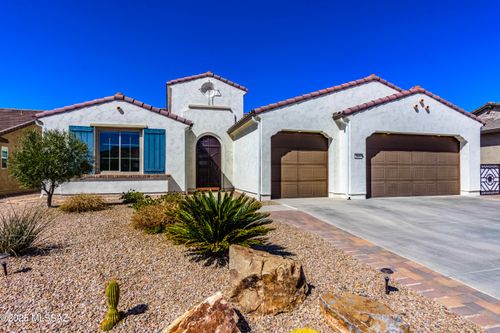 2447 E Canyon Crossing Dr, Green Valley, AZ, 85614-1574 | Card Image
