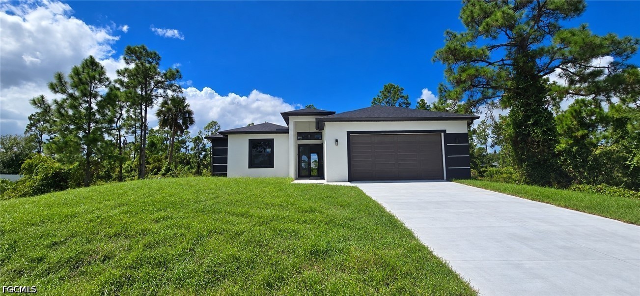 Residential in Lehigh Acres 3
