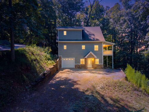 228 Longview Dr, Hayesville, NC, 28904-7398 | Card Image