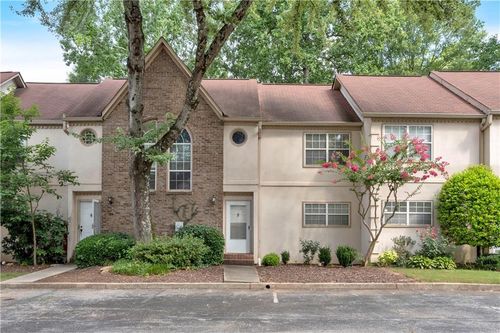 303 Bridge Ln Se, Smyrna, GA, 30082-3835 | Card Image