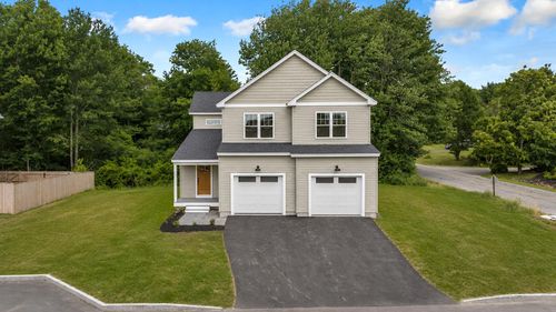3 Nicklaus Ln, Westbrook, ME, 04092-2364 | Card Image