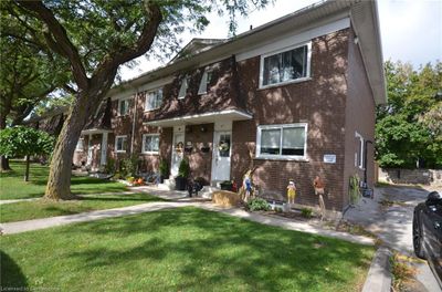 16 - 1197 Nottingham Ave, Townhouse with 3 bedrooms, 1 bathrooms and 1 parking in Burlington ON | Image 1