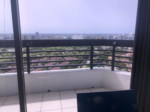 apt-3805-3500 Mystic Pointe Dr, Aventura, FL, 33180-2587 | Card Image