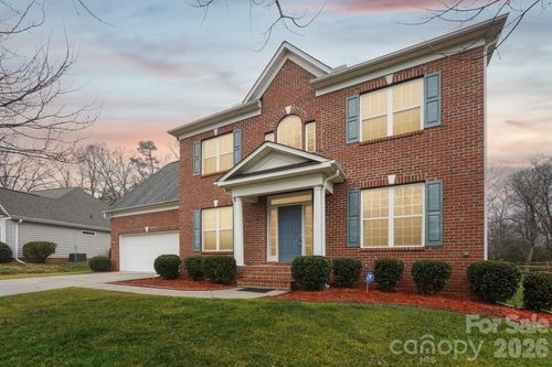 7663 Woodcrest Dr, Stanley, NC, 28164-6837 | Card Image