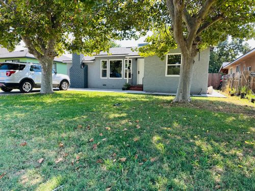 809 Orange Ave, Chowchilla, CA, 93610-2741 | Card Image