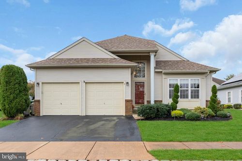 3 Dante Dr, Manchester Tw, NJ, 08759-6196 | Card Image