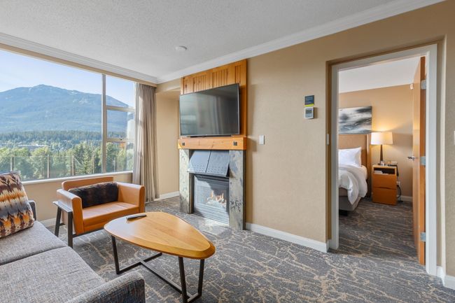 958 - 4090 Whistler Way, Condo with 1 bedrooms, 1 bathrooms and null parking in Whistler BC | Image 4