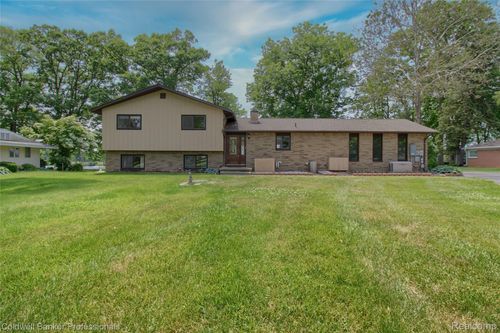 11770 Sunset Ln, Van Buren Township, MI, 48111-2826 | Card Image