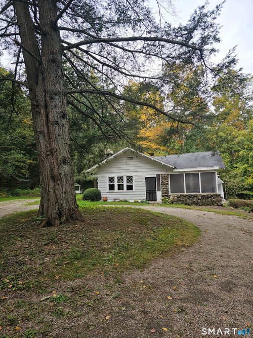 425 Redding Road, Redding, CT, 06896 | Card Image