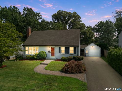 43 Sunset Rd, Newington, CT, 06111-2621 | Card Image