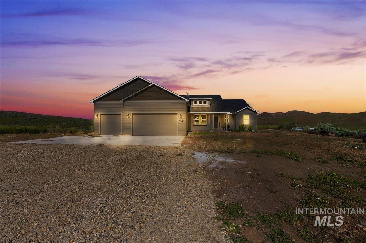 Hidden Hollow Ln, Emmett, ID 83617
