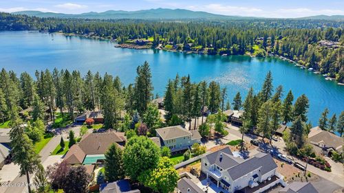 2946 E Point Hayden Dr, Hayden Lake, ID, 83835-9537 | Card Image