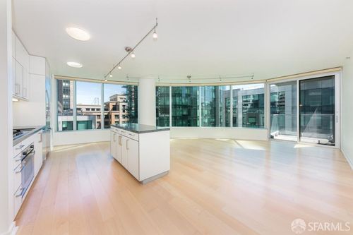 9d-301 Main St, San Francisco, CA, 94105-5003 | Card Image