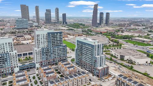 1116-60 Honeycrisp Cres, Concord, ON, L4K0N5 | Card Image