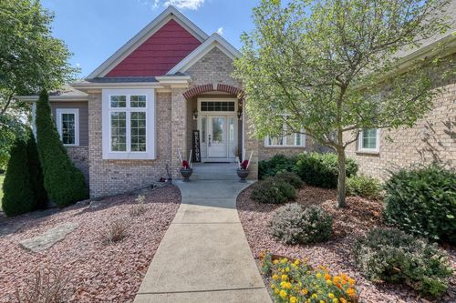 N74W24579 Merske Court, Sussex, WI, 53089 | Card Image