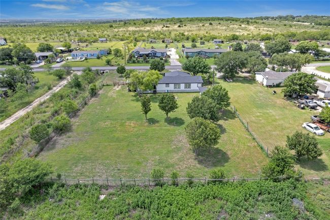 Aerial perspective of suburban area | Image 27