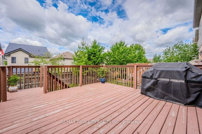135 Harding St, House other with 3 bedrooms, 3 bathrooms and 1 parking in Kitchener ON | Image 31