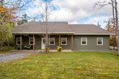 133 Edward Dr, Enfield, NS, B2T1H8 | Card Image