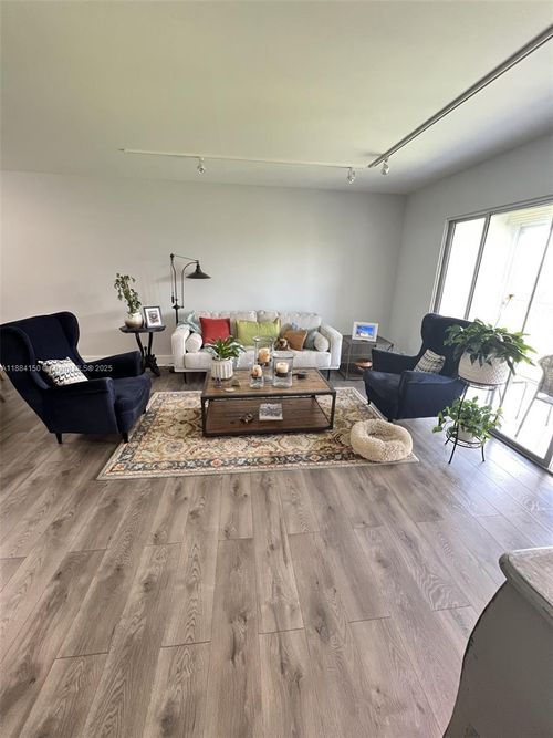 apt-304g-12601 Sw 13th St, Pembroke Pines, FL, 33027-2110 | Card Image