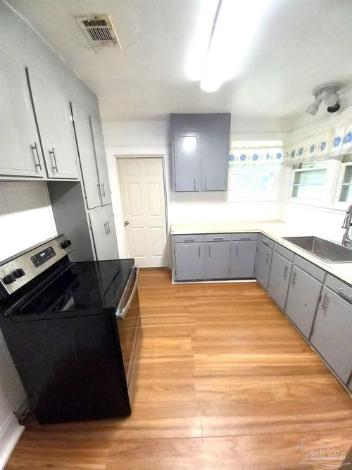 1120 S Old Corry Field Rd, Pensacola, FL, 32507-2146 | Card Image