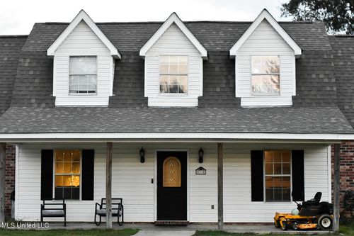 31 Escape Dr, Carriere, MS, 39426-9047 | Card Image