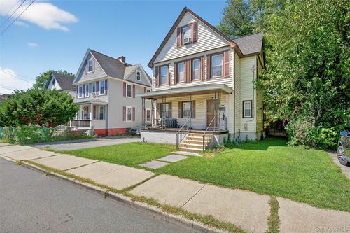 21 Willow St, Beacon, NY, 12508-1847 | Card Image