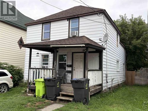 173 Dennis St, Sault Ste. Marie, ON, P6A2X4 | Card Image